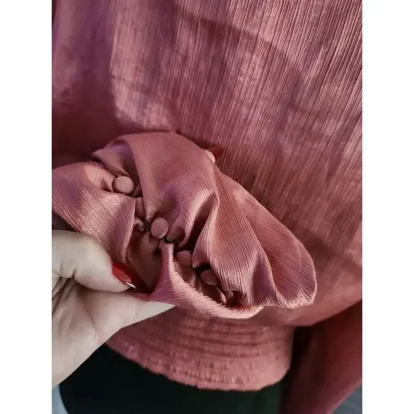 Free People Santiago blouse in Pink Cinnamon long sleeve satin top Size Medium - Picture 6 of 10